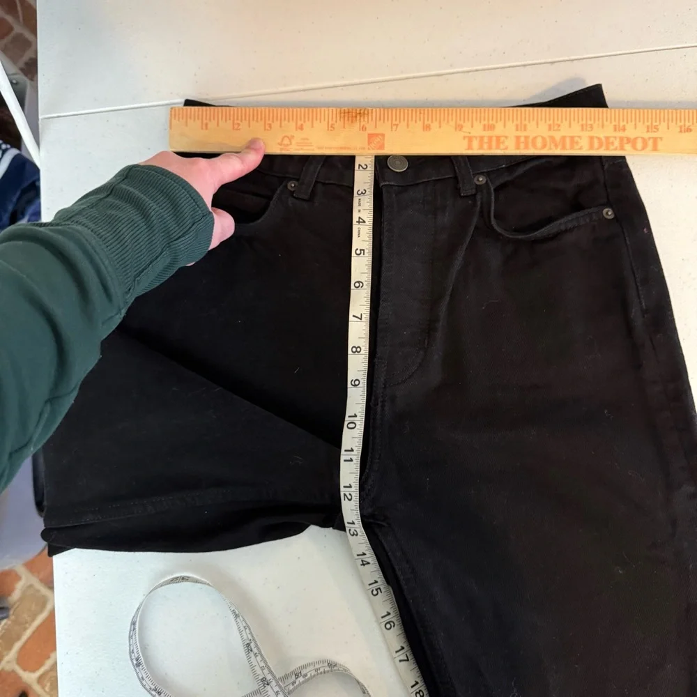Reformation Cynthia High Rise Straight Jean Seattle Black Size 26 organic cotton